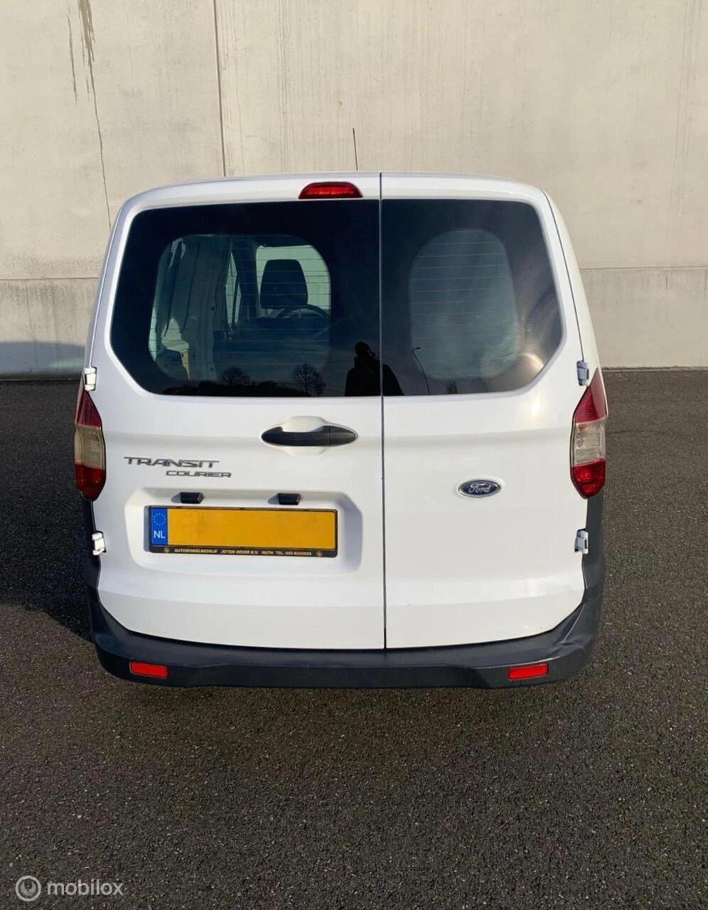 Hoofdafbeelding Ford Transit Courier