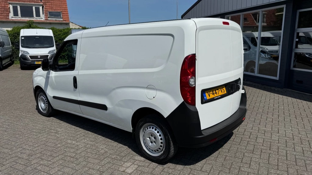 Hoofdafbeelding Opel Combo