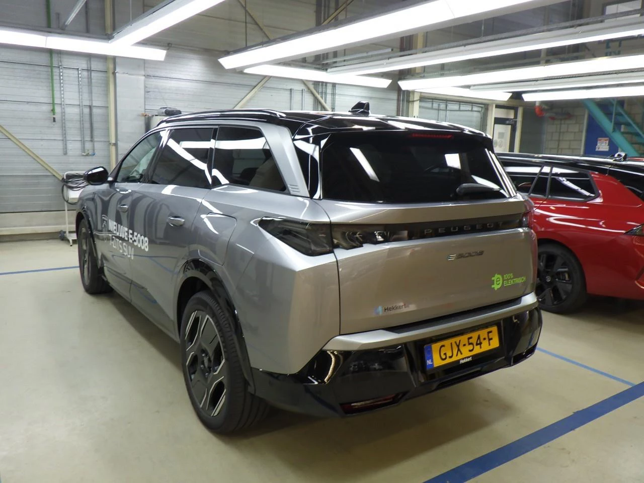 Hoofdafbeelding Peugeot e-5008
