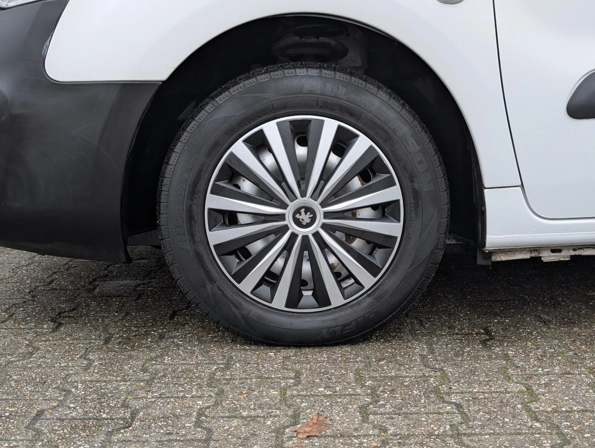 Hoofdafbeelding Peugeot Partner