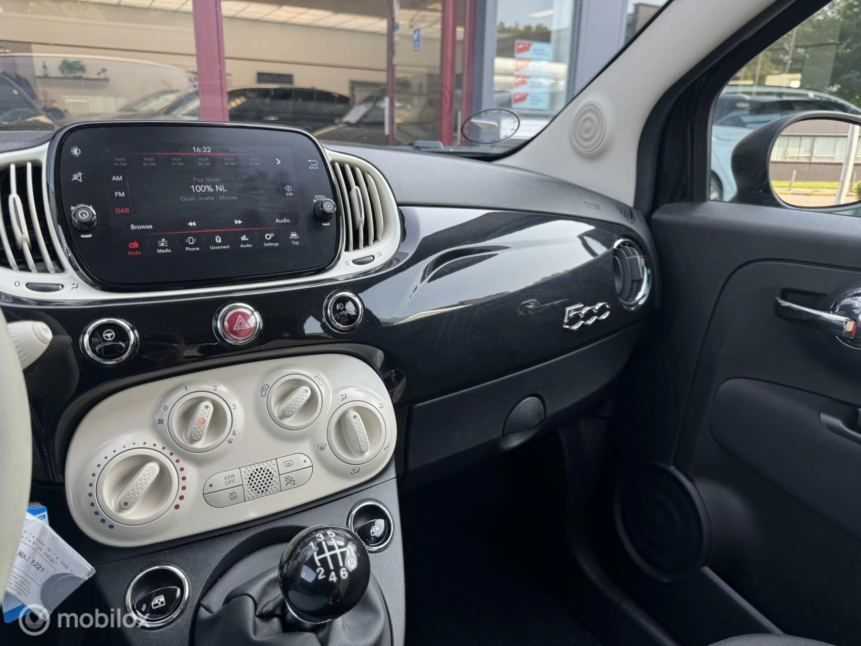 Hoofdafbeelding Fiat 500C