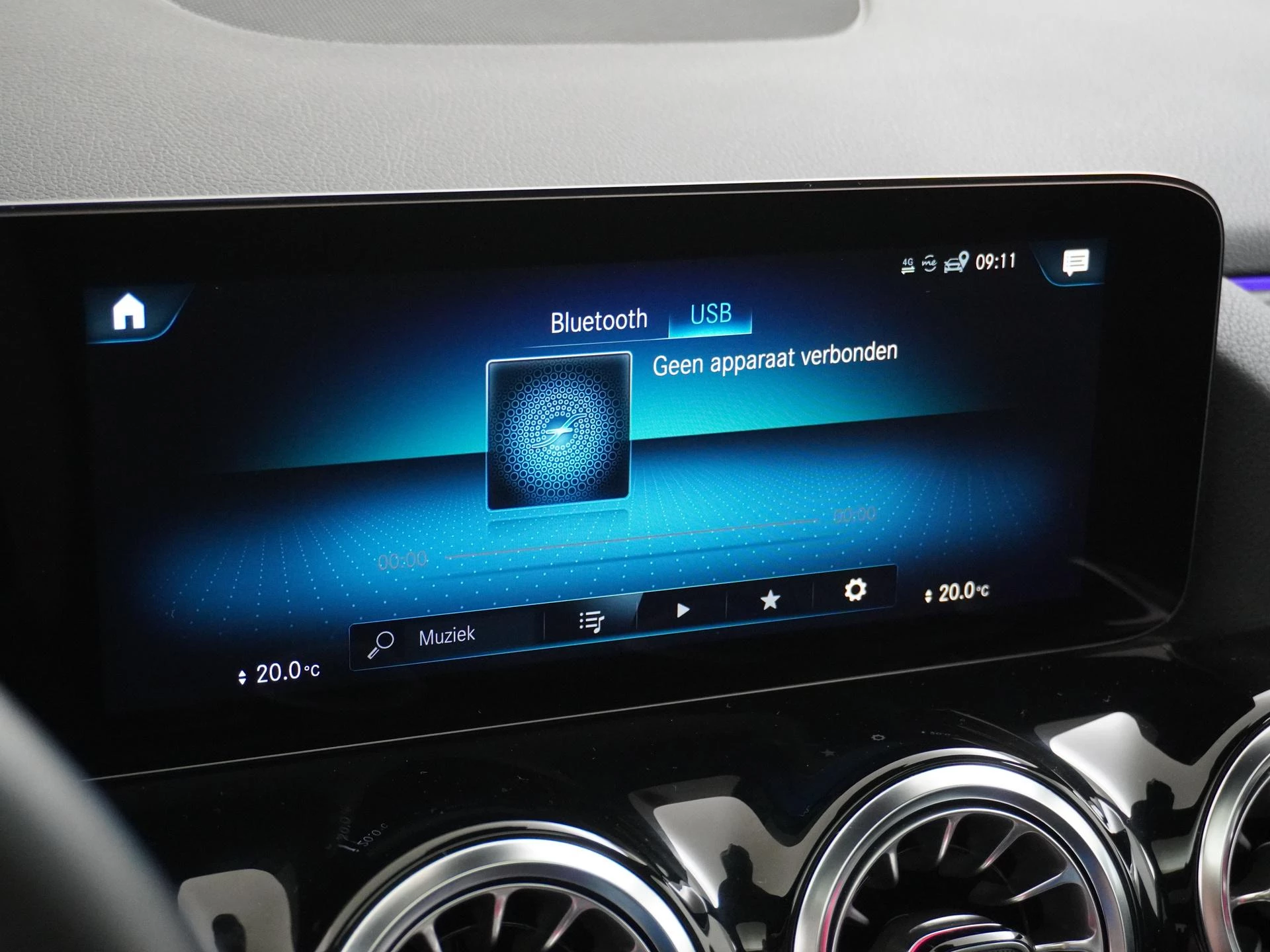 Hoofdafbeelding Mercedes-Benz EQA