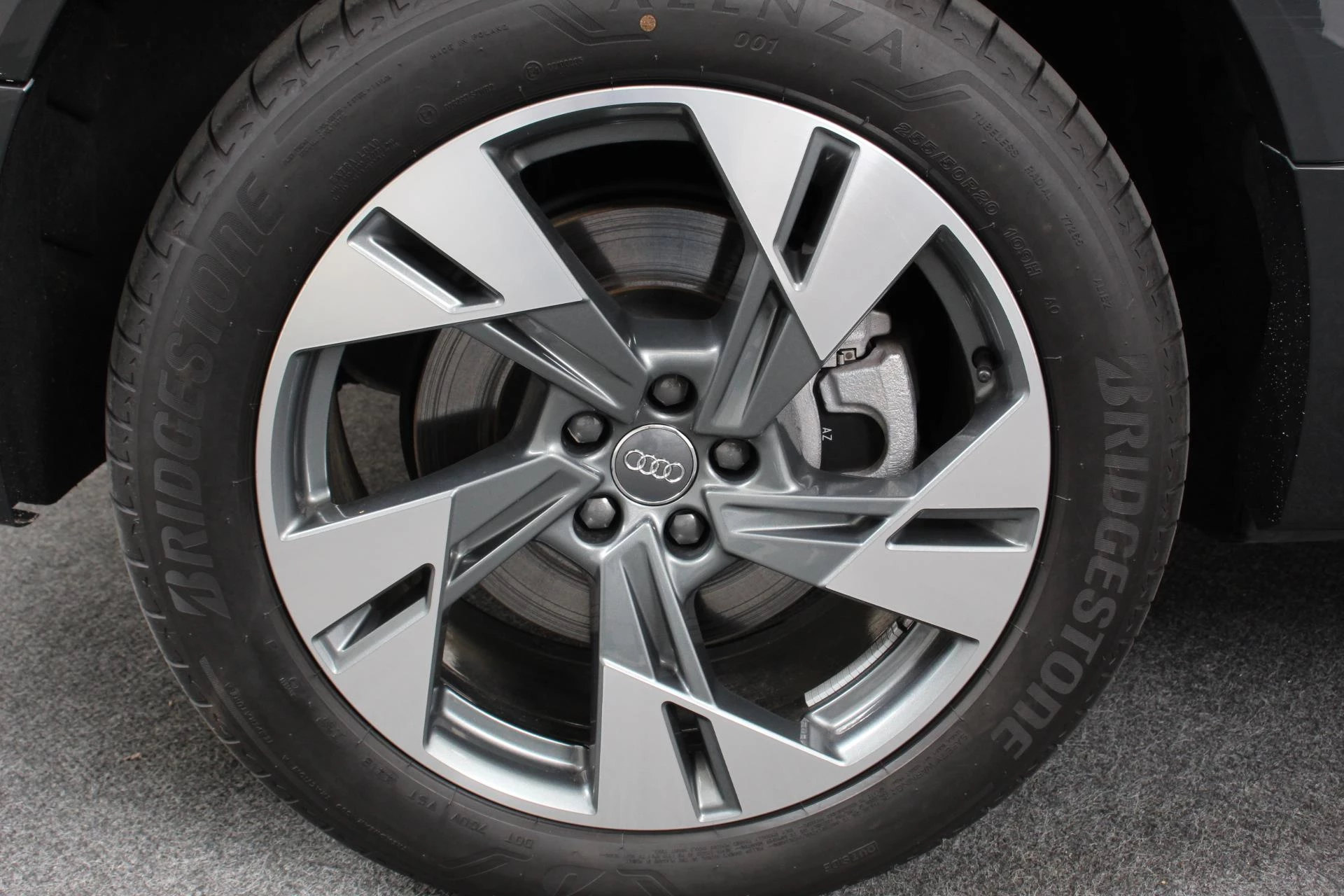 Hoofdafbeelding Audi e-tron