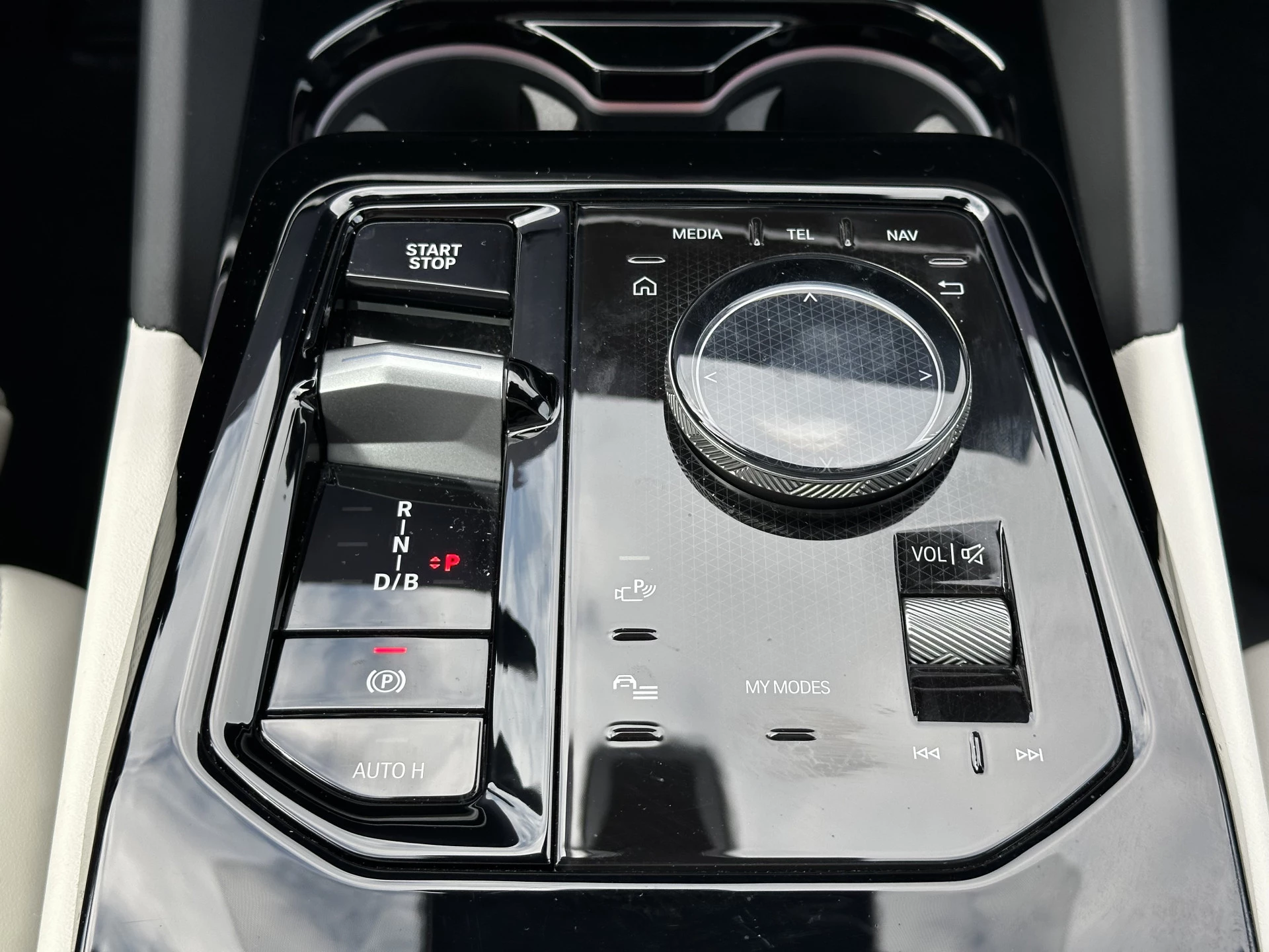 Hoofdafbeelding BMW i5