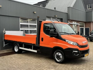 Iveco Daily 35C14 2.3 375 Laadklep 500kg Trekhaak 3500kg trekgewicht Airco 2-Persoons Open laadbak Pick-up P-up Bakwagen Telefoonverbinding 1e eigenaar Euro 6 Bpm vrij !!!