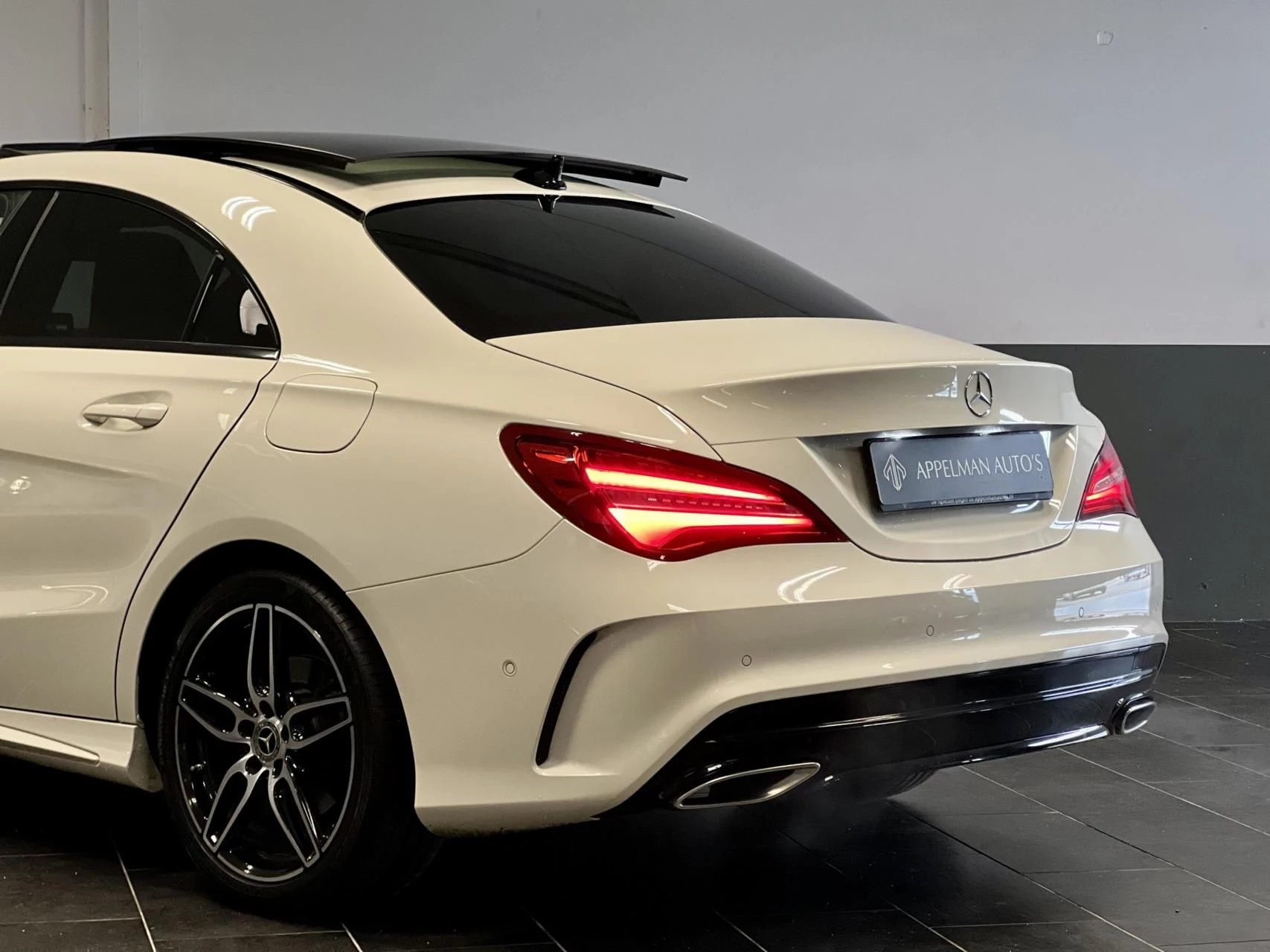 Hoofdafbeelding Mercedes-Benz CLA