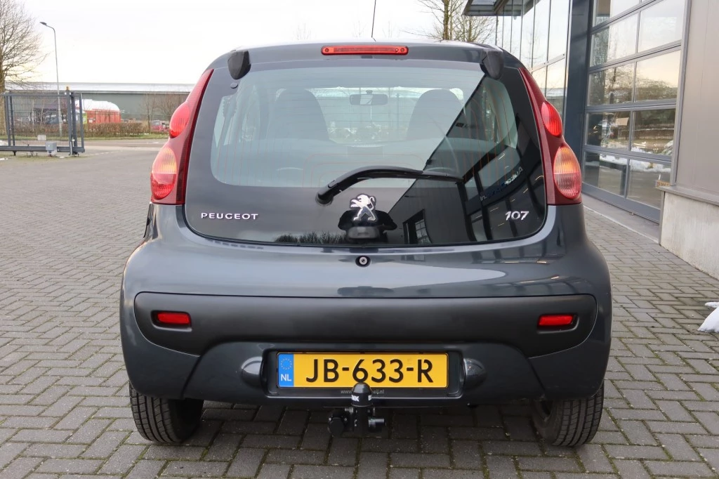 Hoofdafbeelding Peugeot 107
