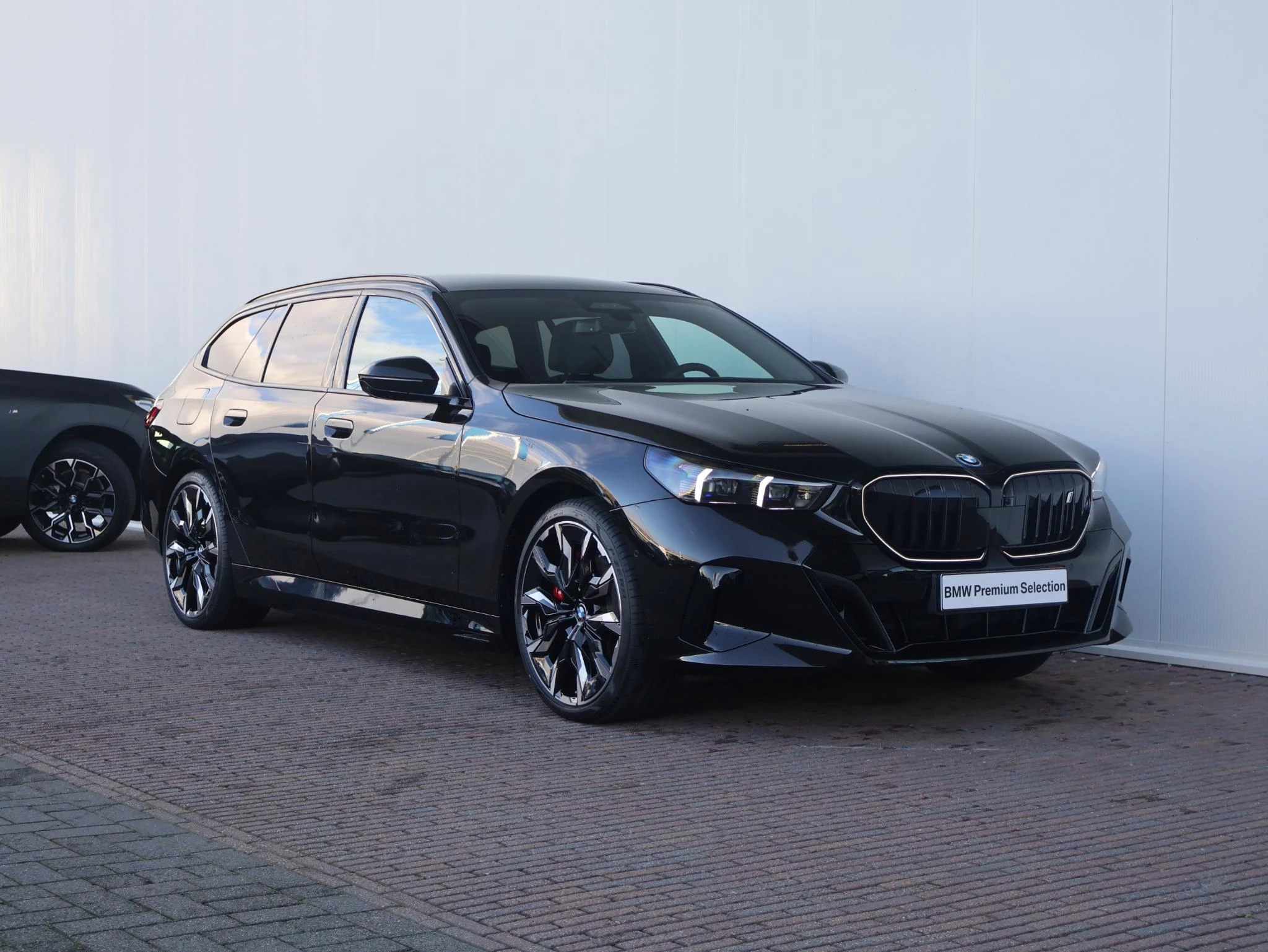 Hoofdafbeelding BMW i5
