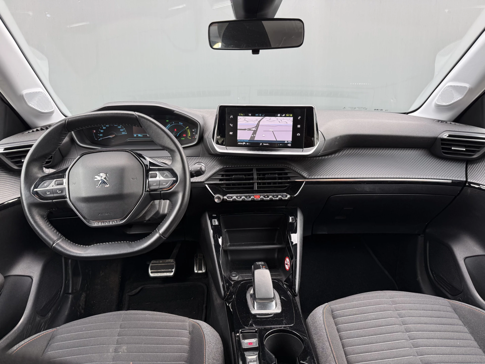 Hoofdafbeelding Peugeot e-208