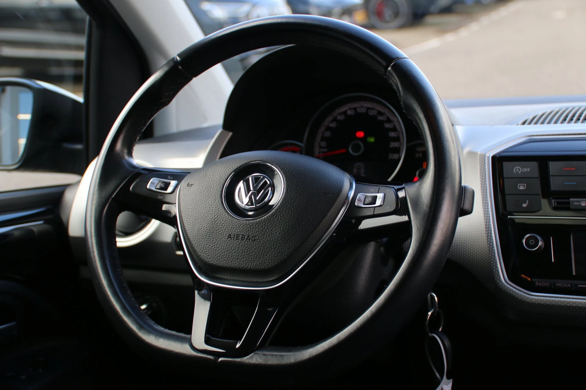Hoofdafbeelding Volkswagen up!