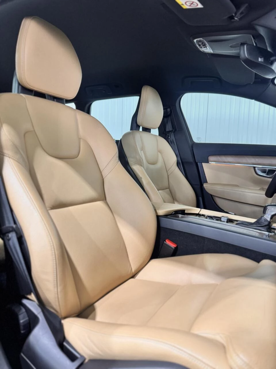 Hoofdafbeelding Volvo V90