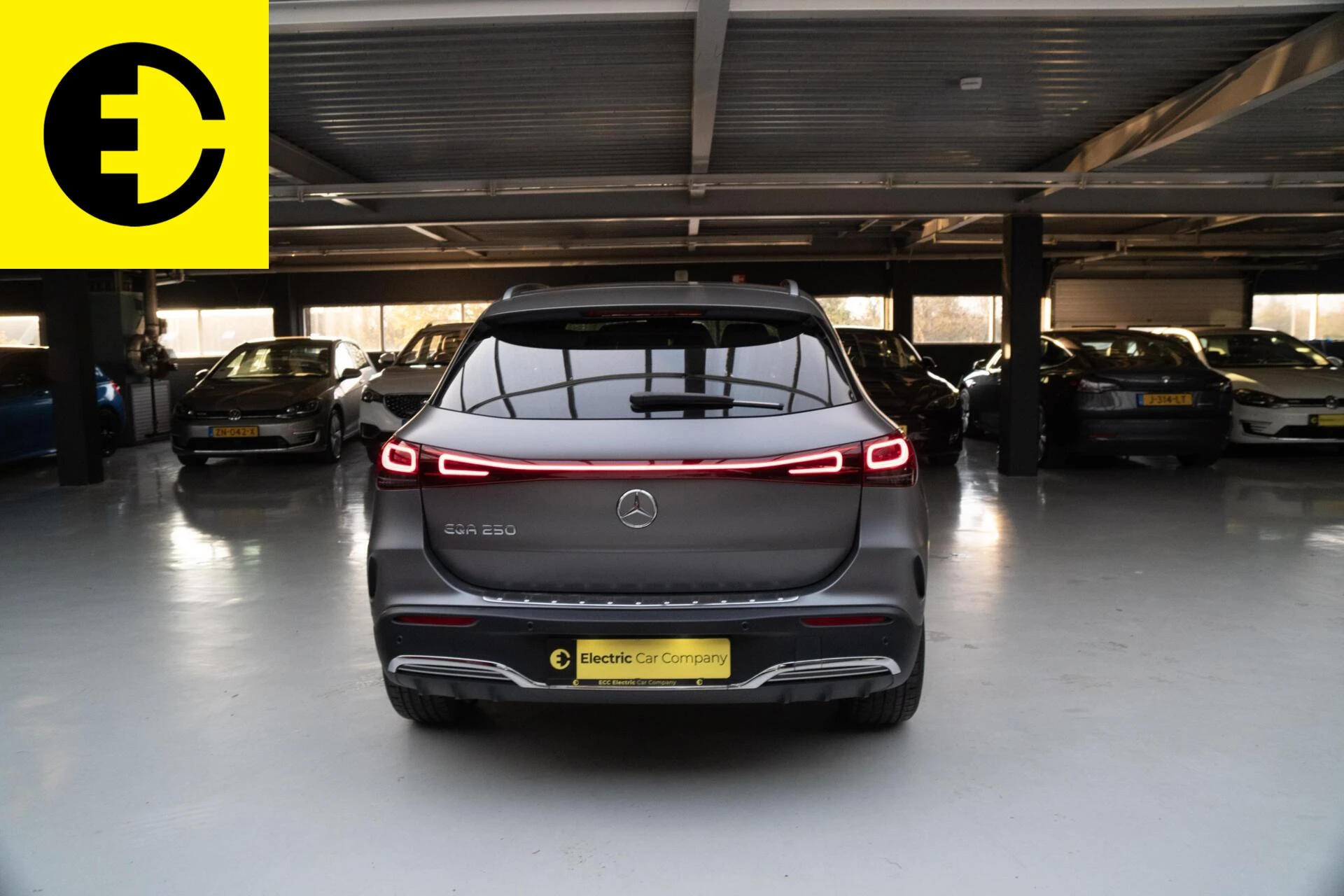 Hoofdafbeelding Mercedes-Benz EQA