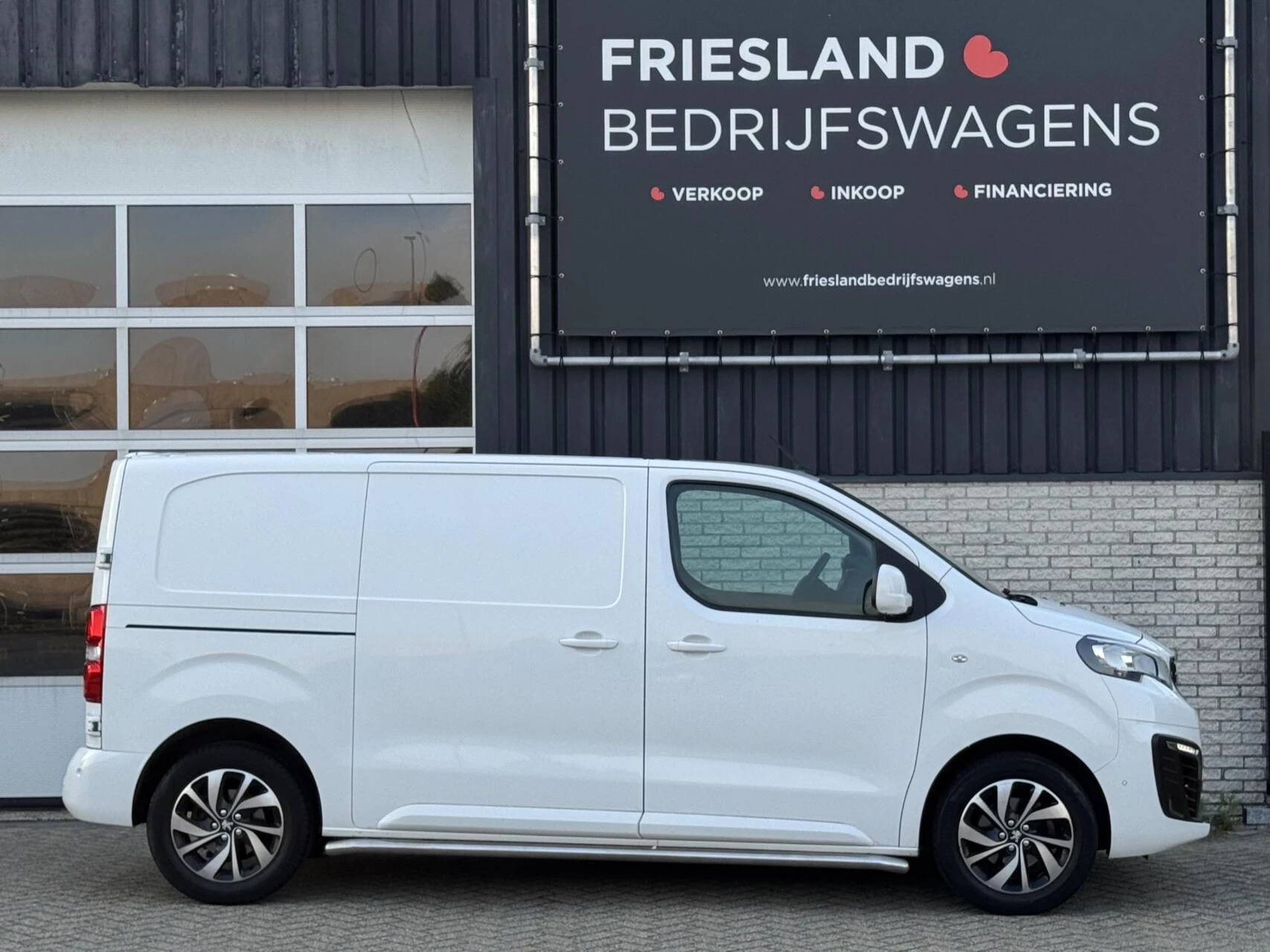 Hoofdafbeelding Peugeot Expert
