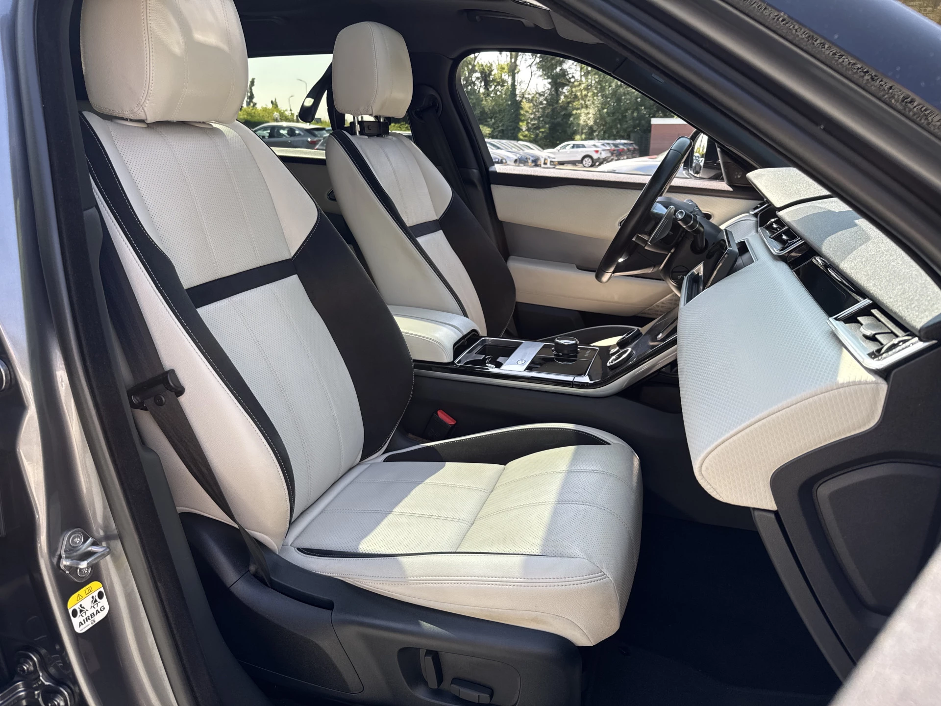 Hoofdafbeelding Land Rover Range Rover Velar