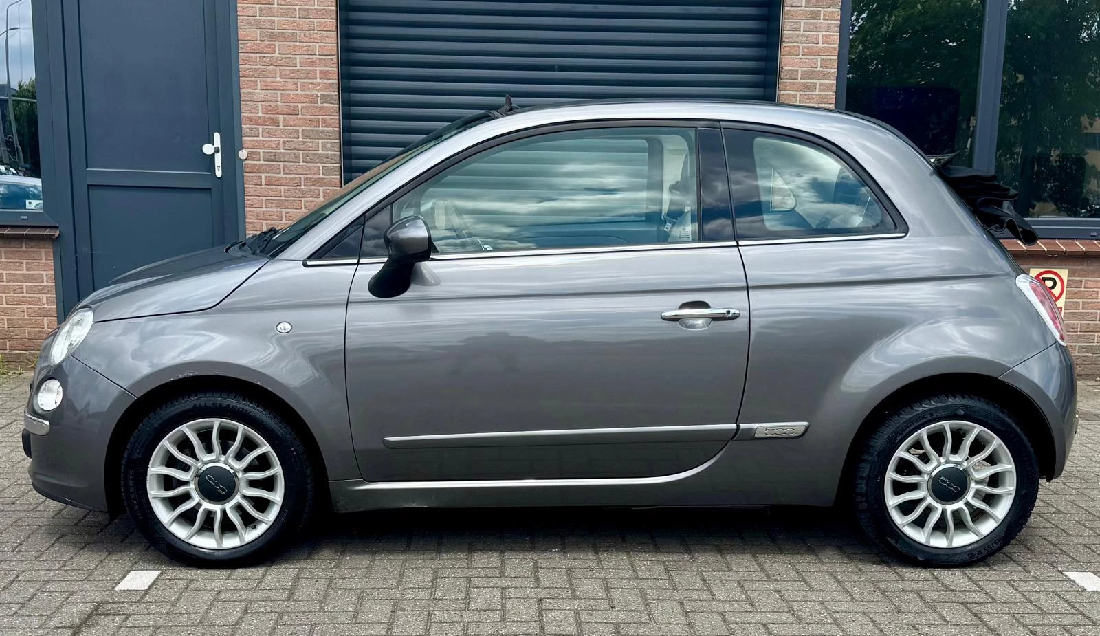 Hoofdafbeelding Fiat 500C