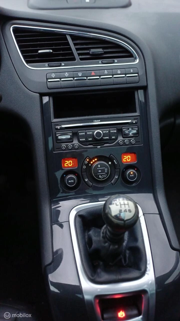 Hoofdafbeelding Peugeot 5008