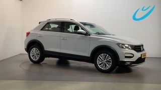 Volkswagen T-Roc 1.0 TSI 116pk 6-bak Style Navigatie Parkeersensoren DAB+ Climate Control