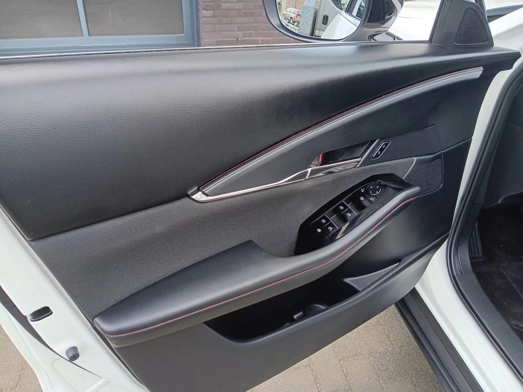 Hoofdafbeelding Mazda CX-30