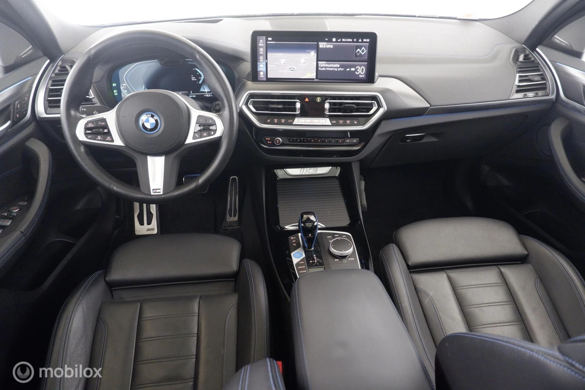 Hoofdafbeelding BMW iX3