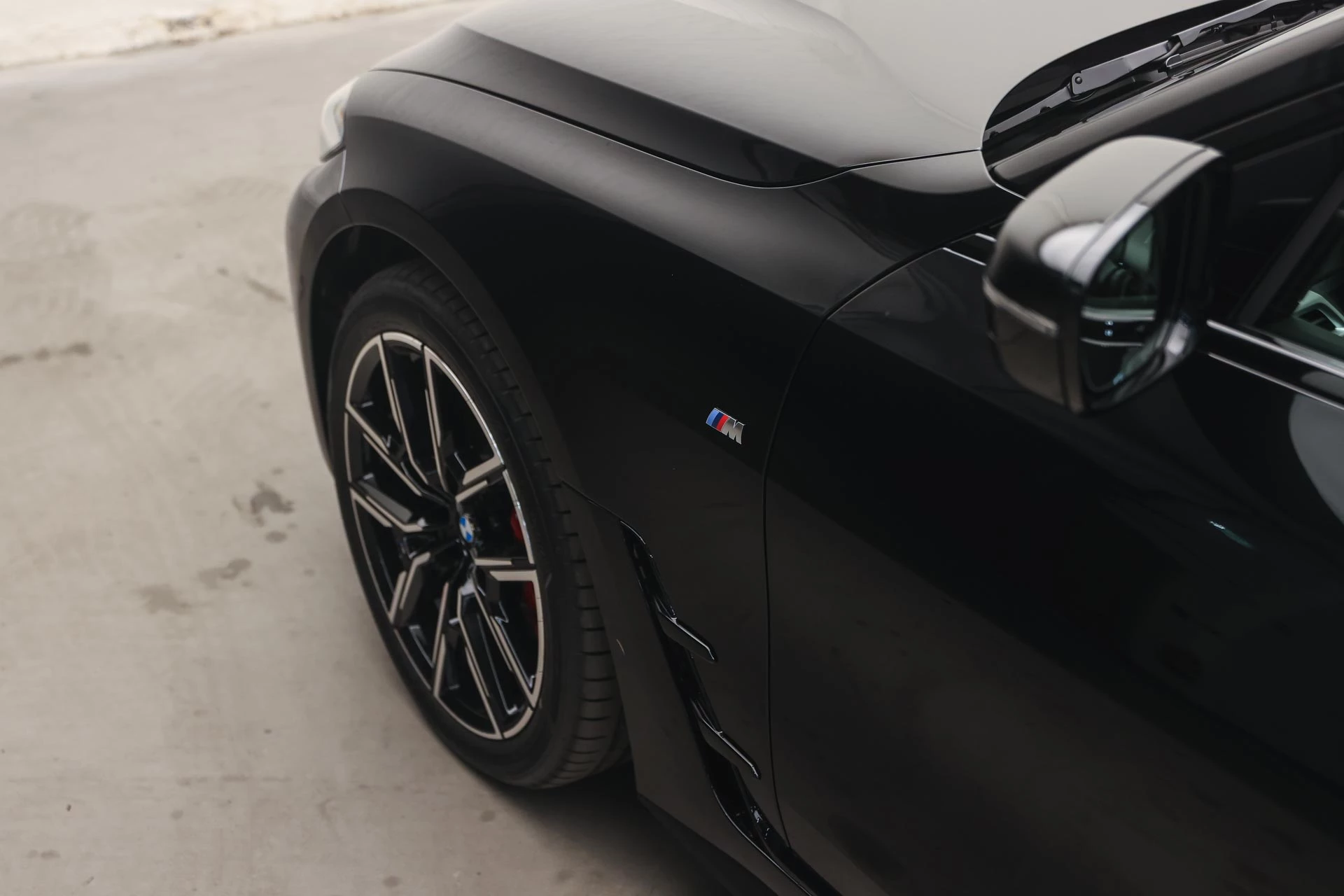 Hoofdafbeelding BMW i4