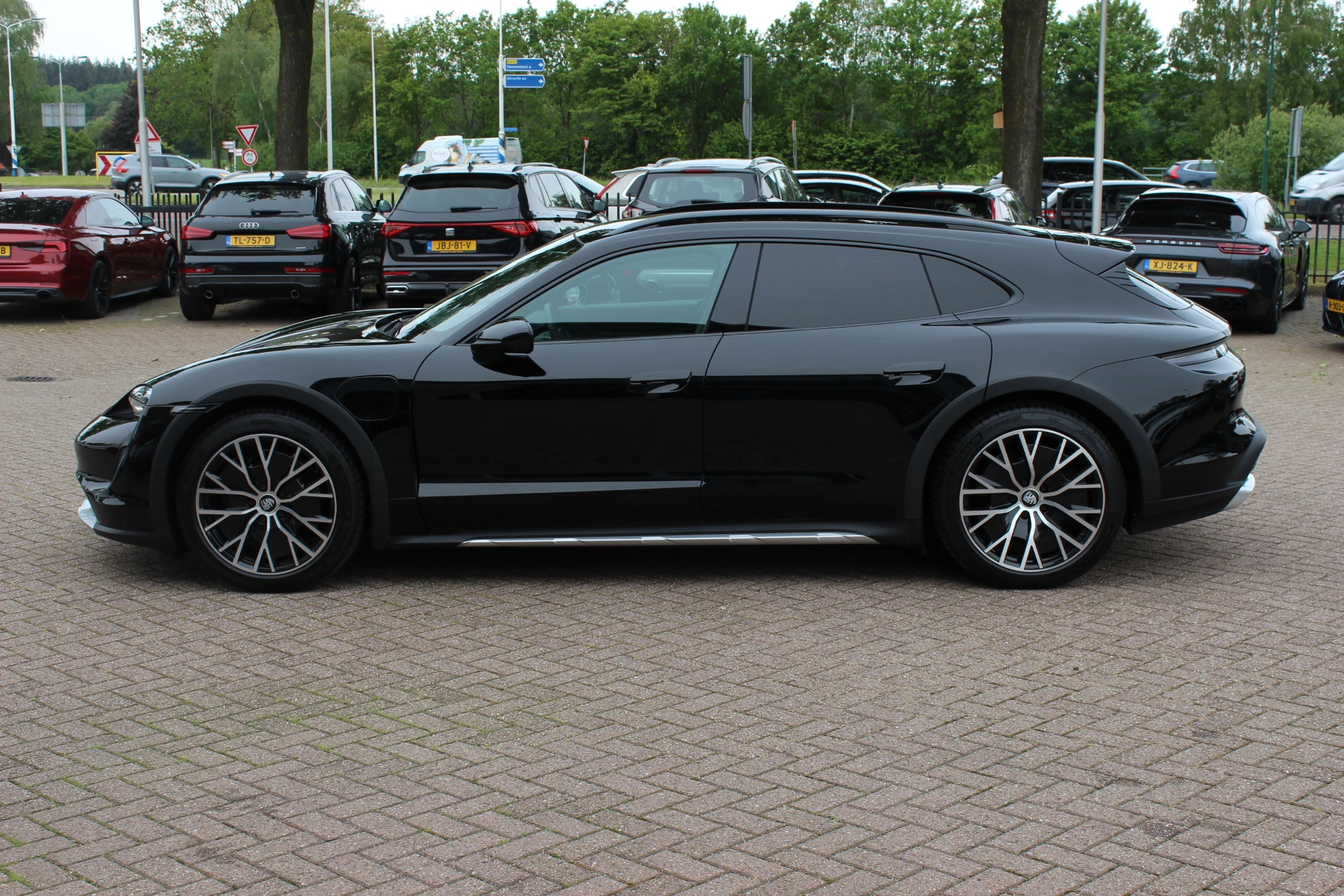 Hoofdafbeelding Porsche Taycan