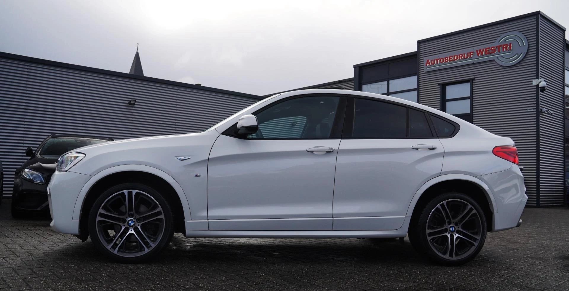 Hoofdafbeelding BMW X4