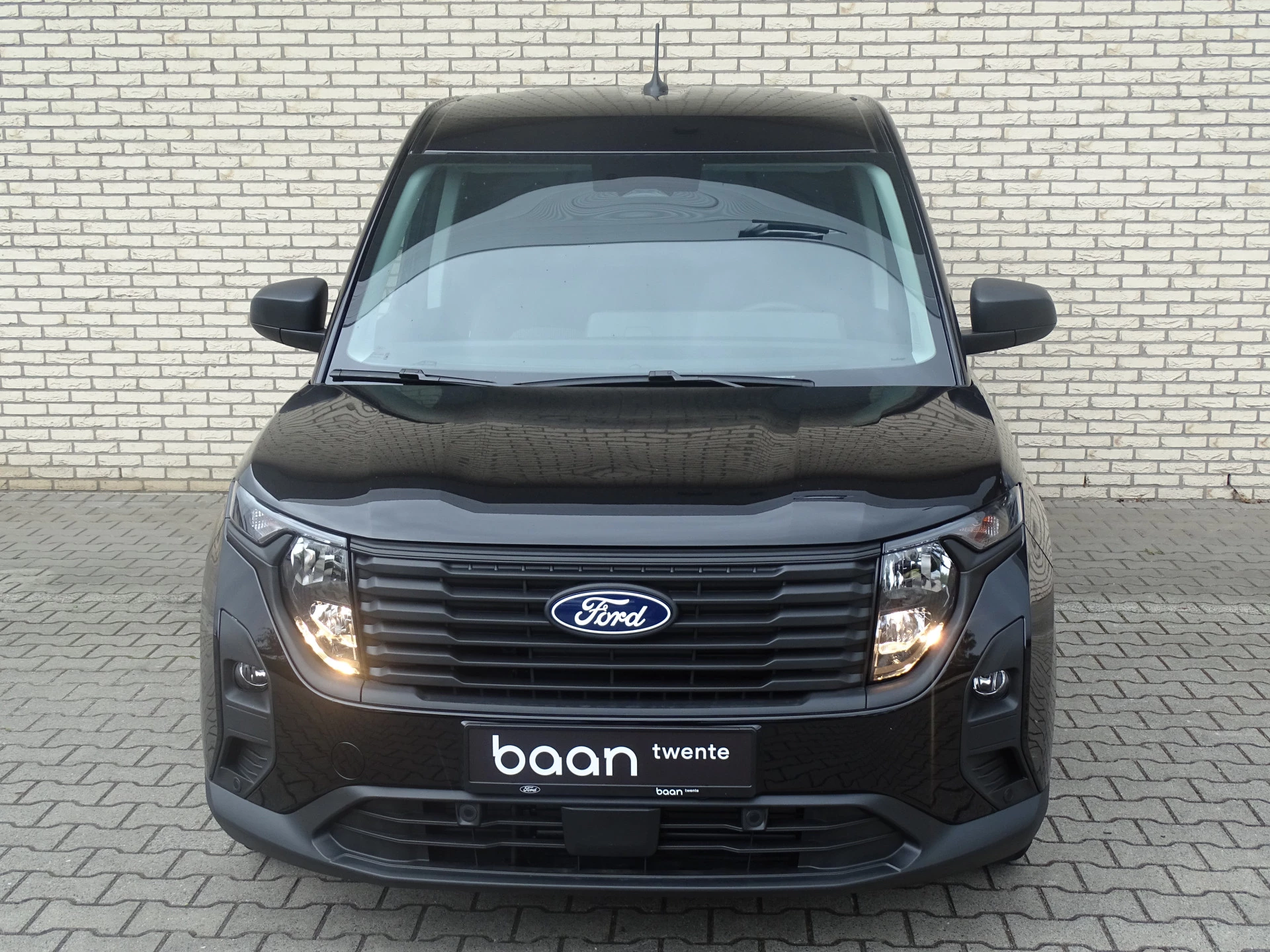 Hoofdafbeelding Ford Transit Courier