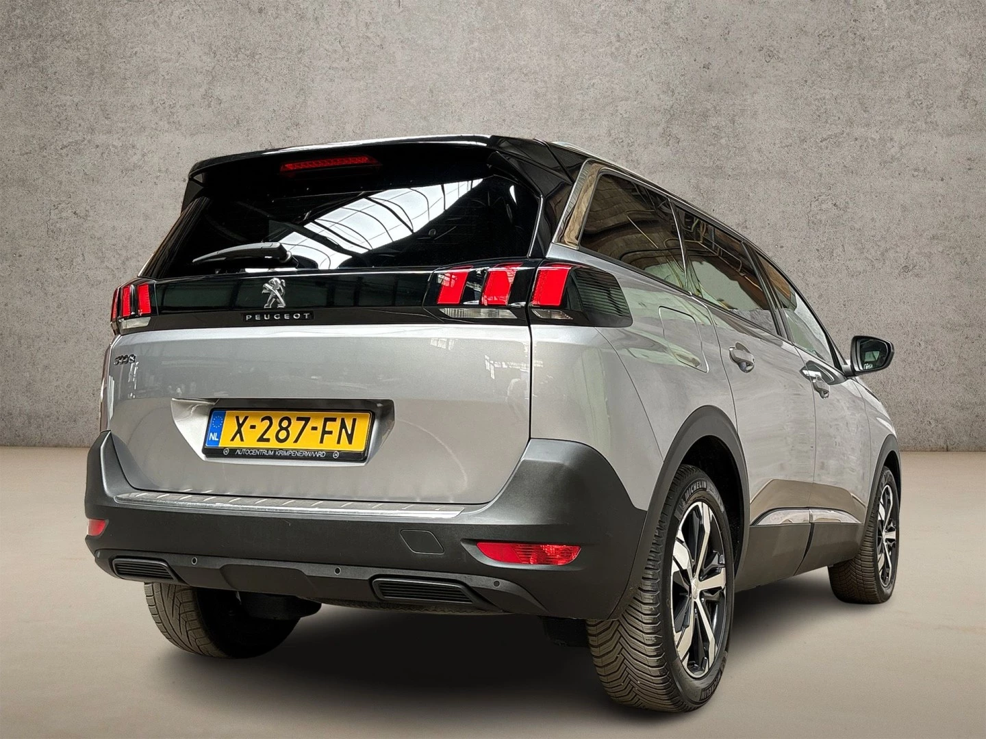 Hoofdafbeelding Peugeot 5008