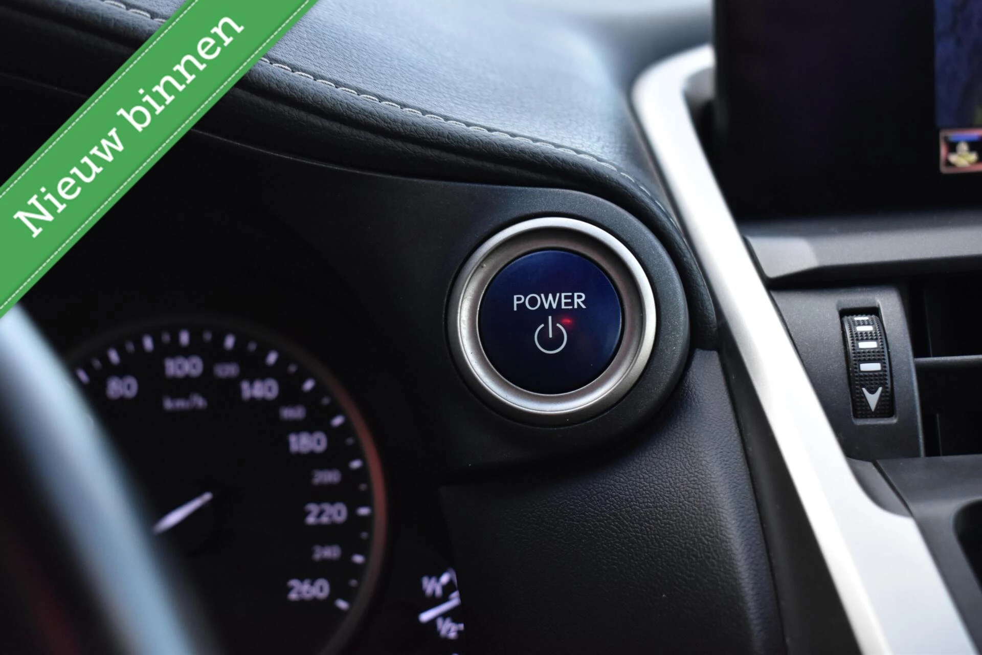 Hoofdafbeelding Lexus NX