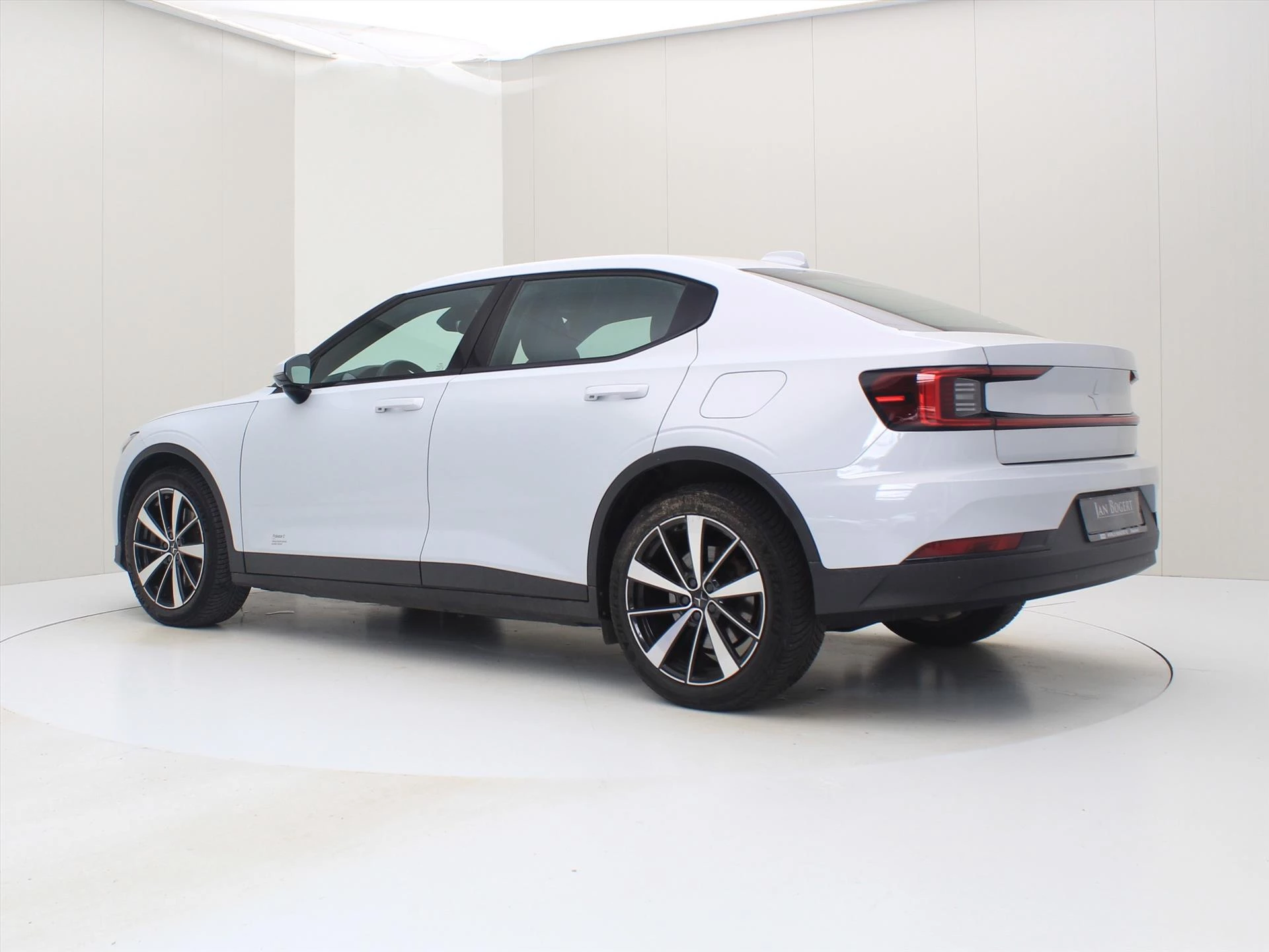 Hoofdafbeelding Polestar 2
