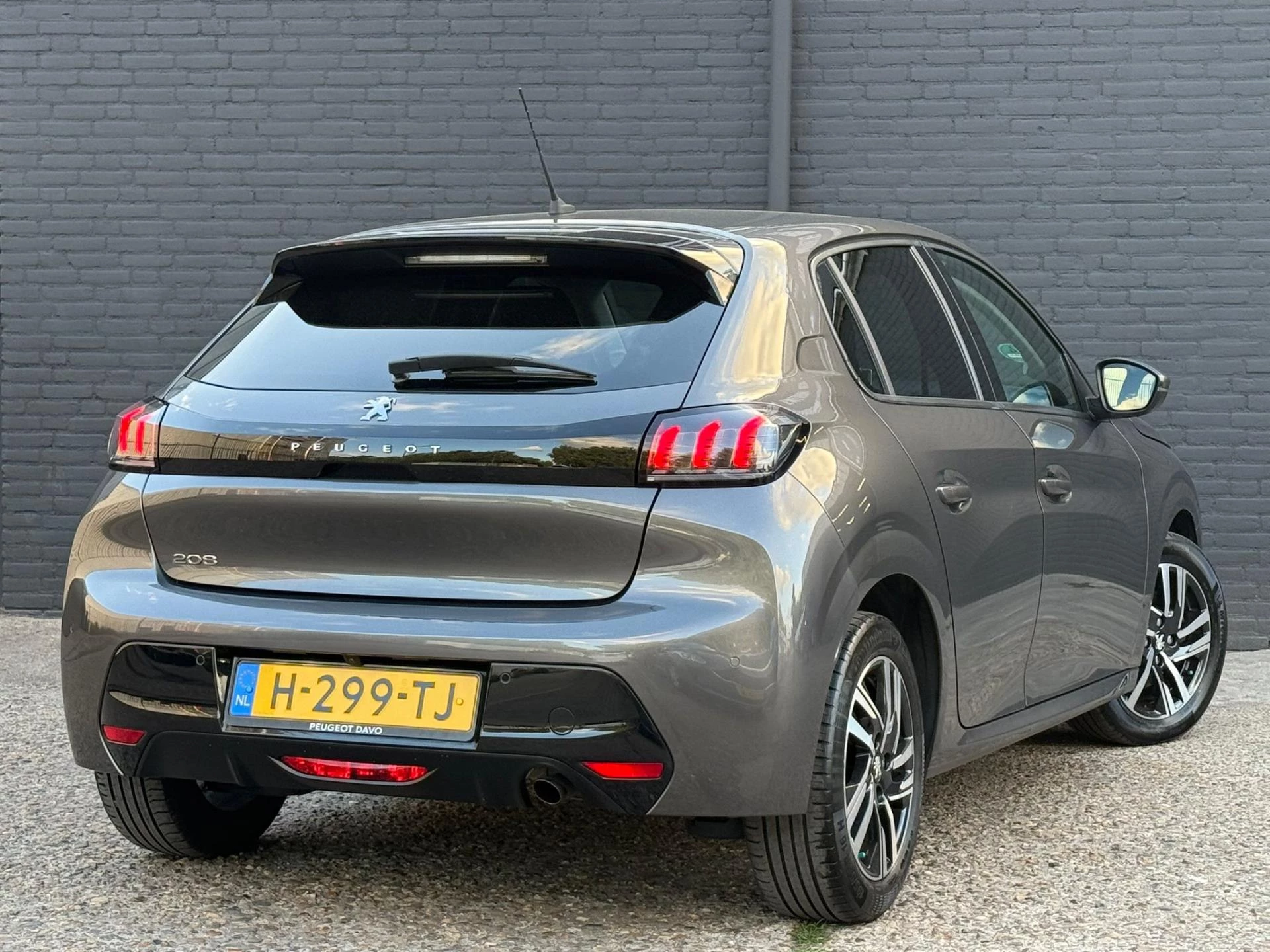 Hoofdafbeelding Peugeot 208