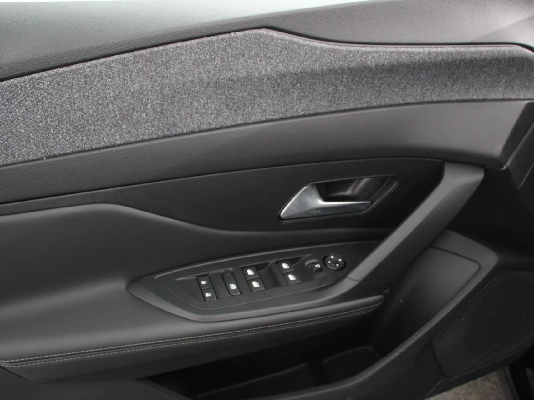 Hoofdafbeelding Peugeot 408