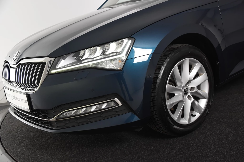 Hoofdafbeelding Škoda Superb