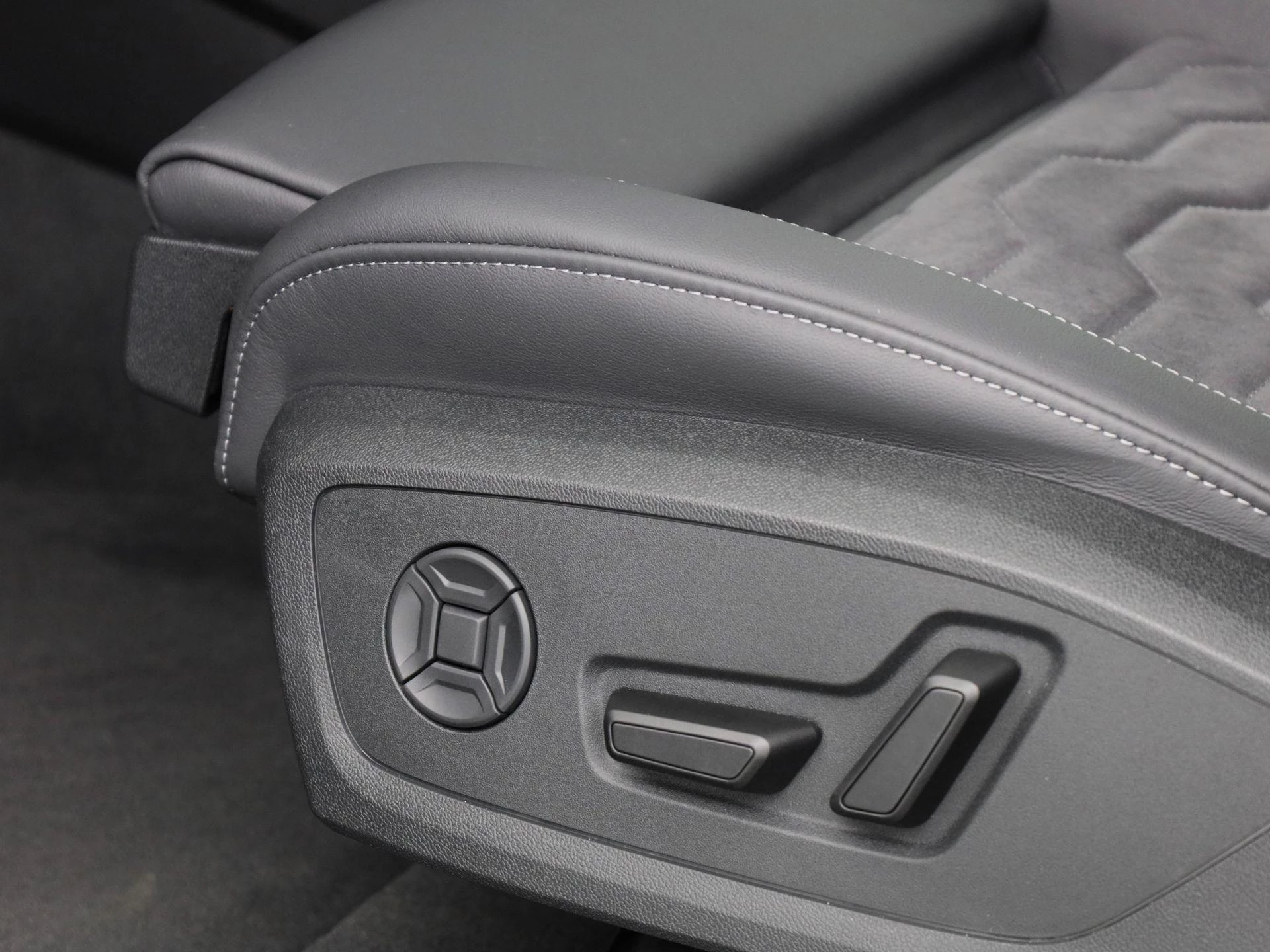 Hoofdafbeelding Audi A6 Sportback e-tron