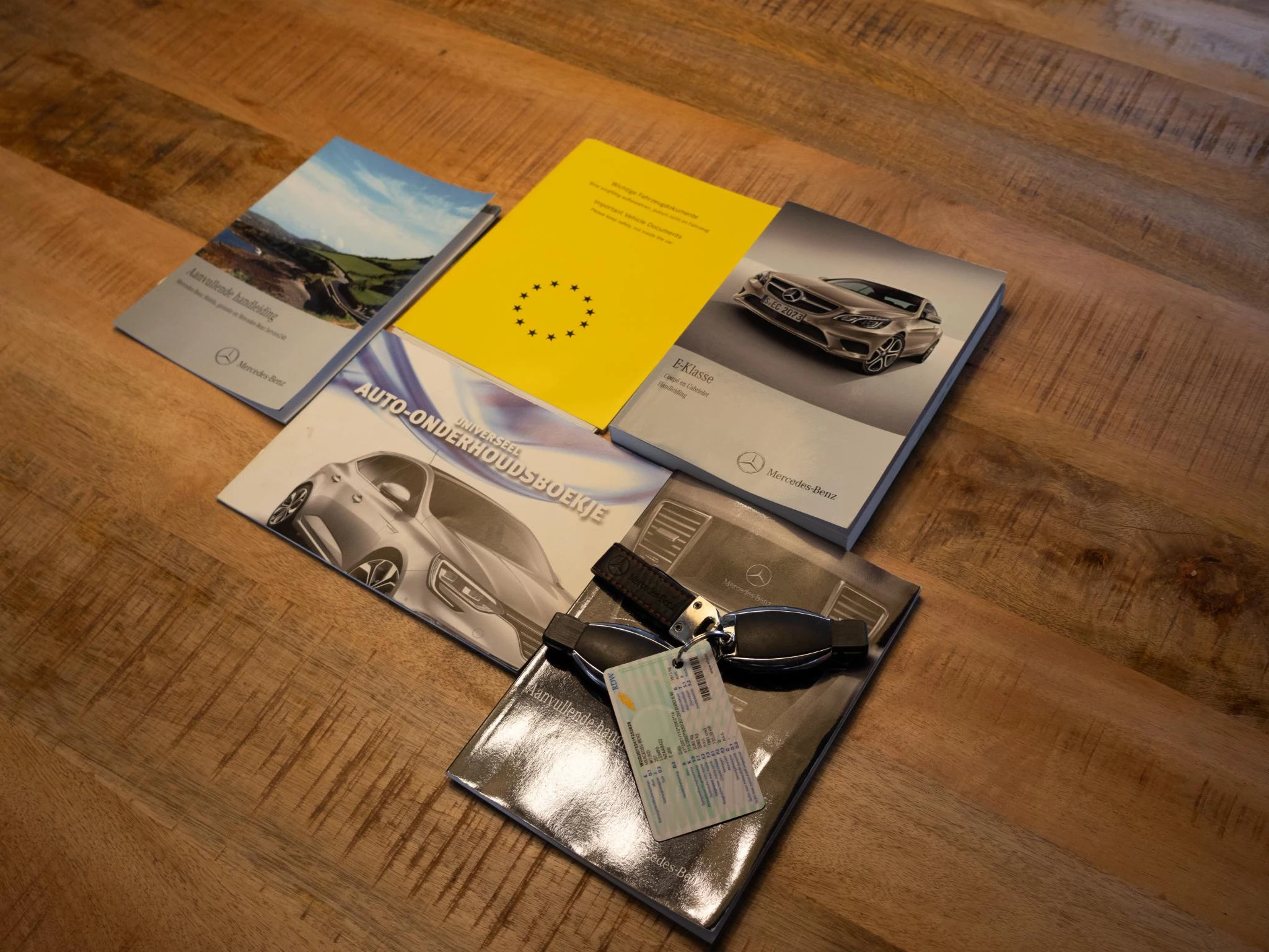 Hoofdafbeelding Mercedes-Benz E-Klasse