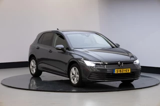 Volkswagen Golf 1.0 eTSI Life Business