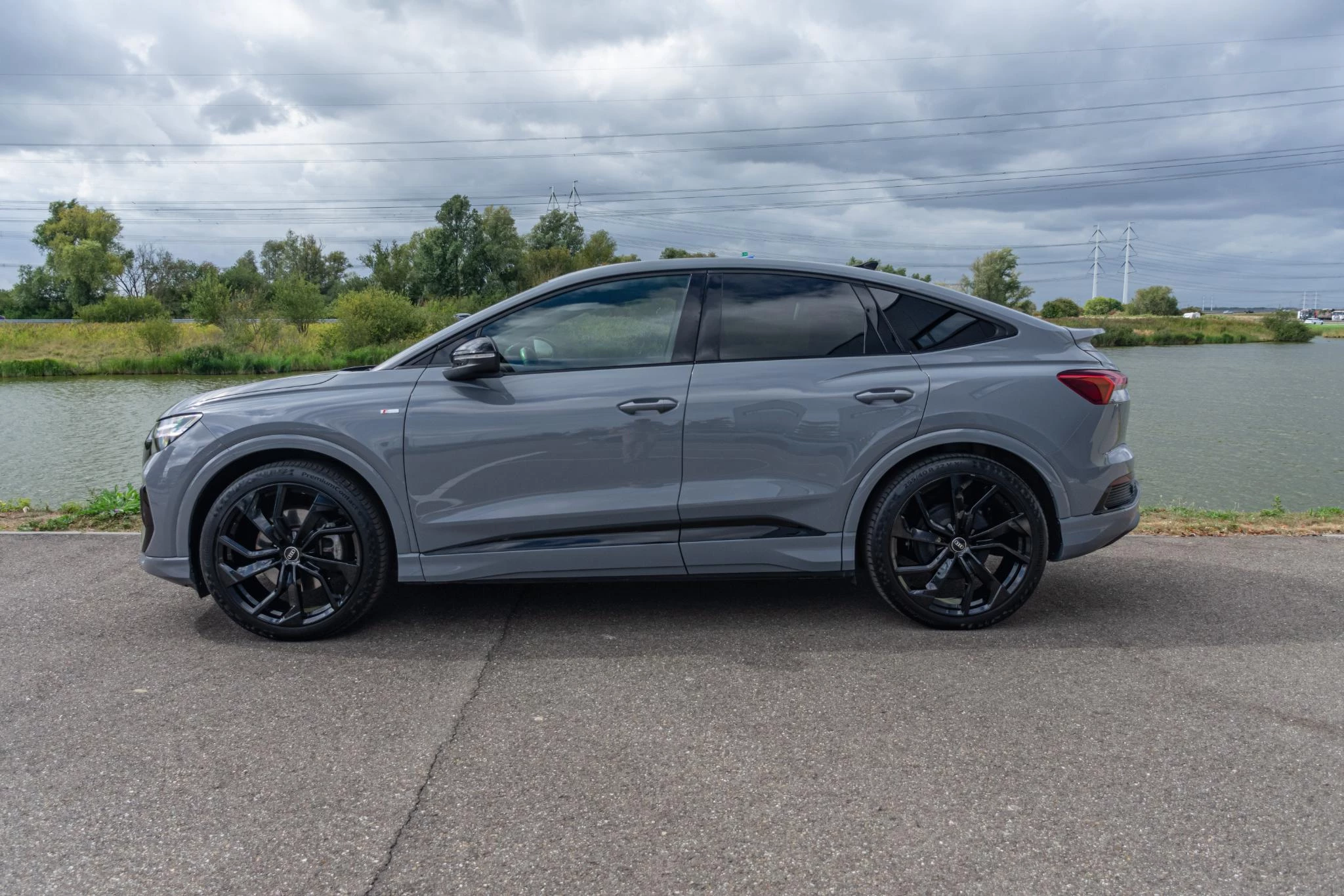 Hoofdafbeelding Audi Q4 e-tron