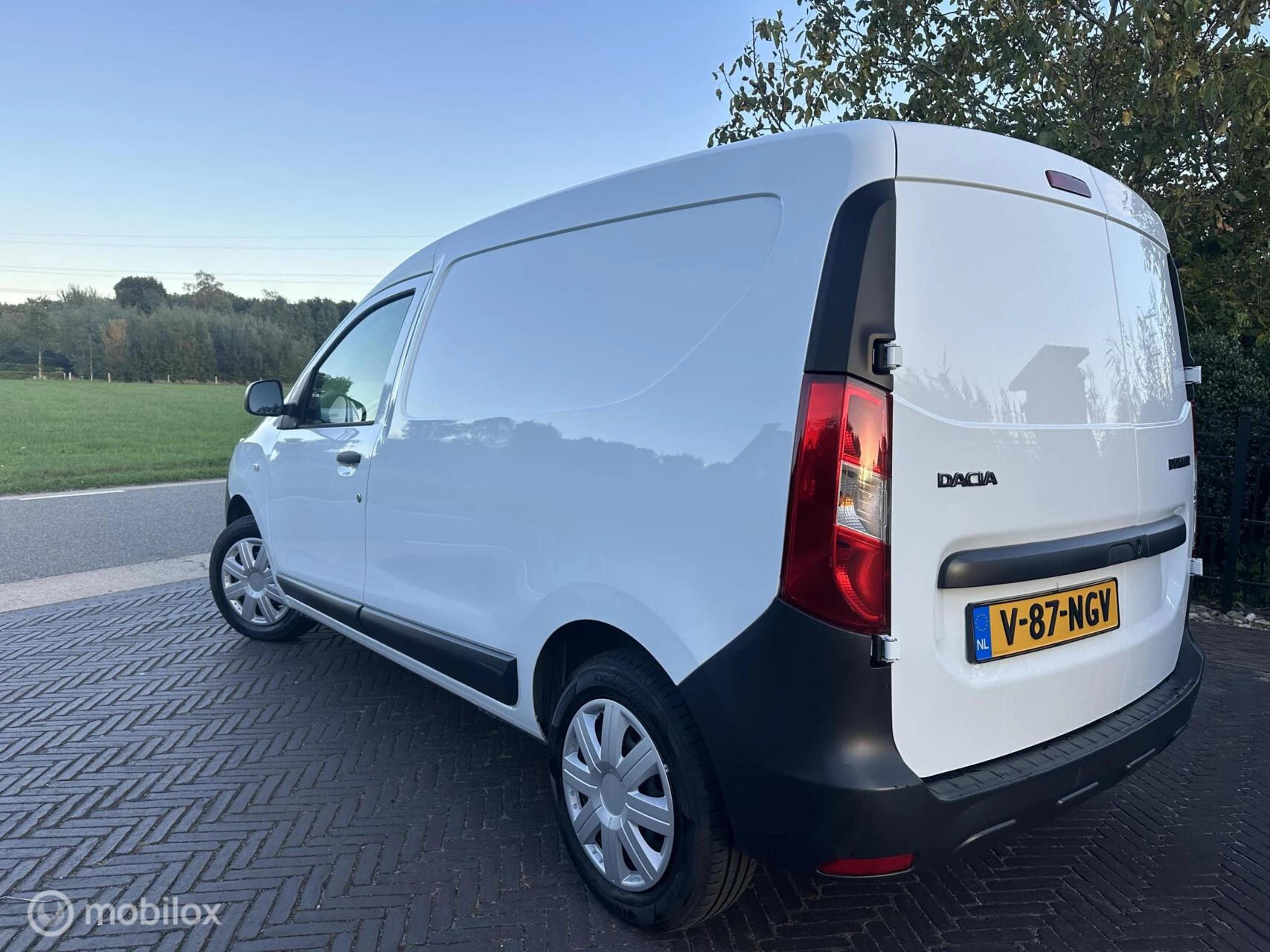 Hoofdafbeelding Dacia Dokker