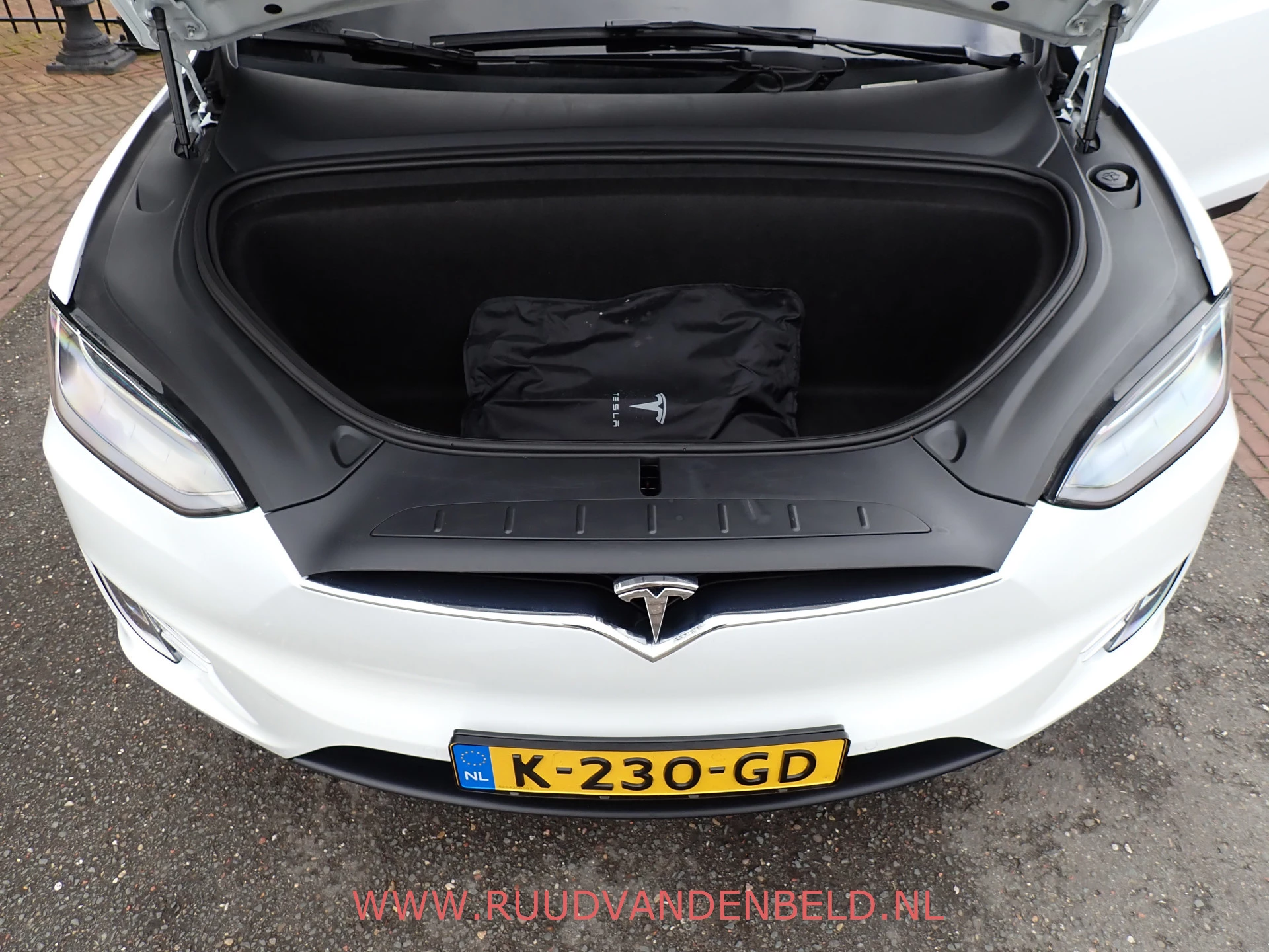 Hoofdafbeelding Tesla Model X