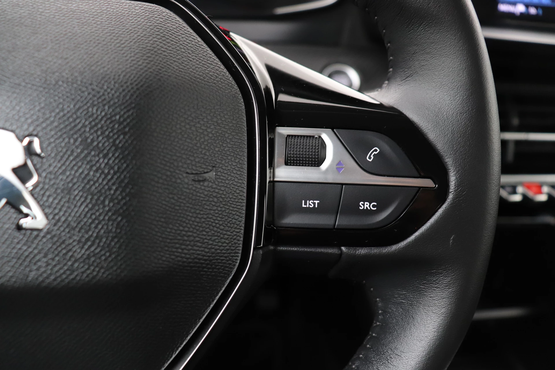 Hoofdafbeelding Peugeot e-208