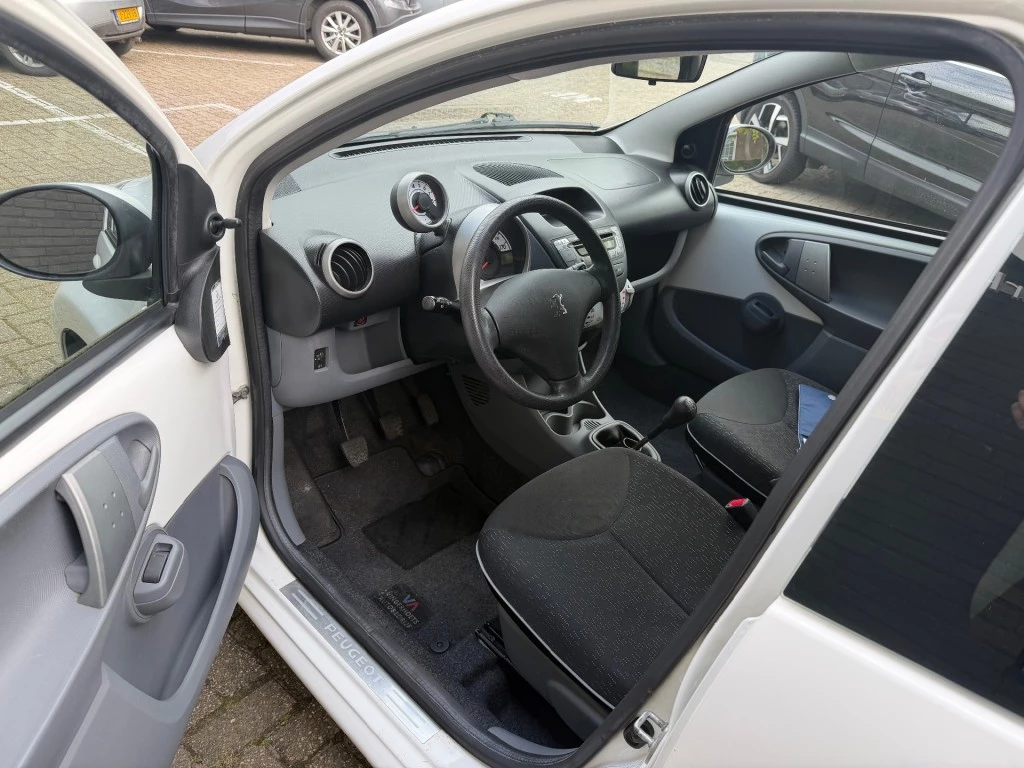 Hoofdafbeelding Peugeot 107