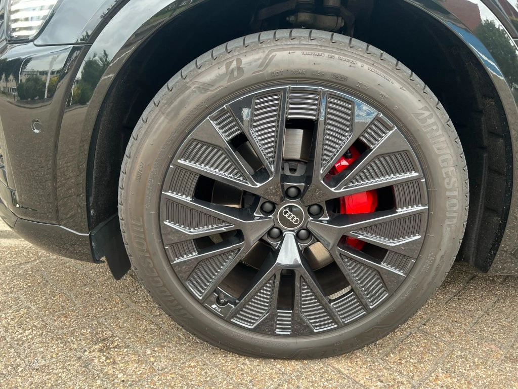 Hoofdafbeelding Audi Q8 e-tron