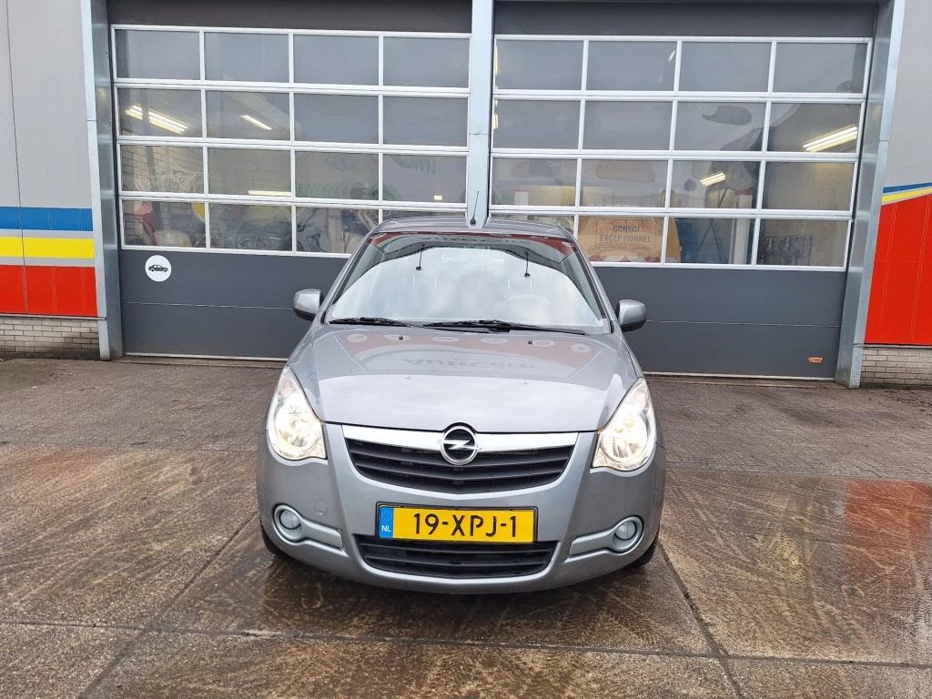 Hoofdafbeelding Opel Agila