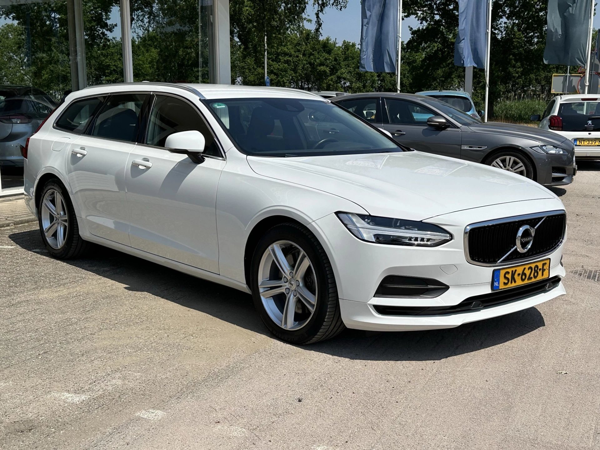 Hoofdafbeelding Volvo V90