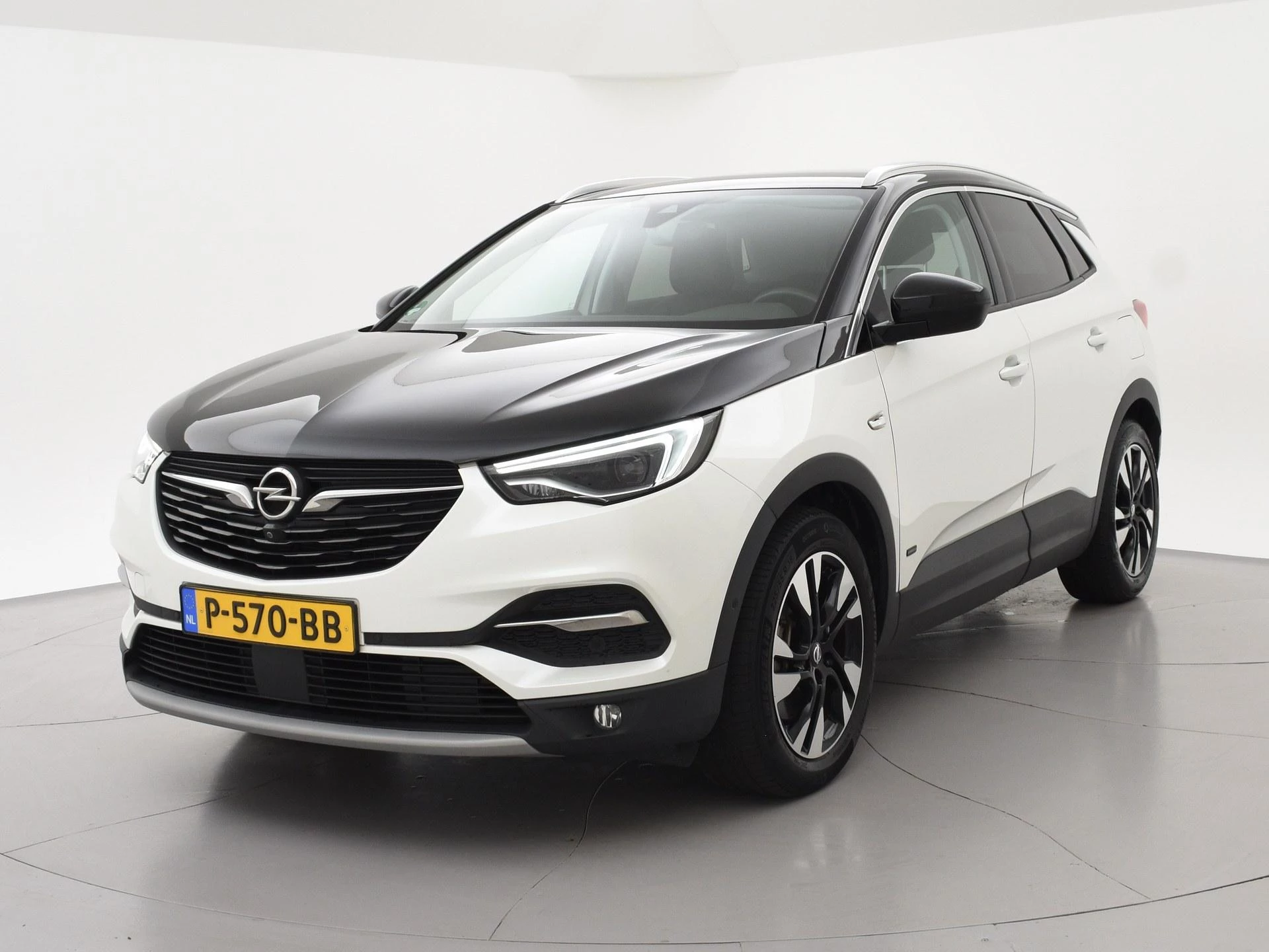 Hoofdafbeelding Opel Grandland X