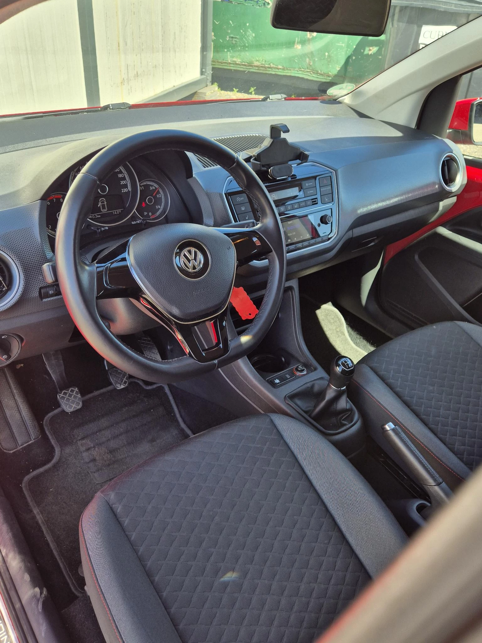 Hoofdafbeelding Volkswagen up!