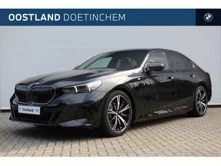 BMW 5 Serie 530e M Sport Automaat / Trekhaak / Bowers & Wilkins / M Multifunctionele Stoelen / Adaptieve LED / Stoelventilatie / Parking Assistant Plus / Comfort Access