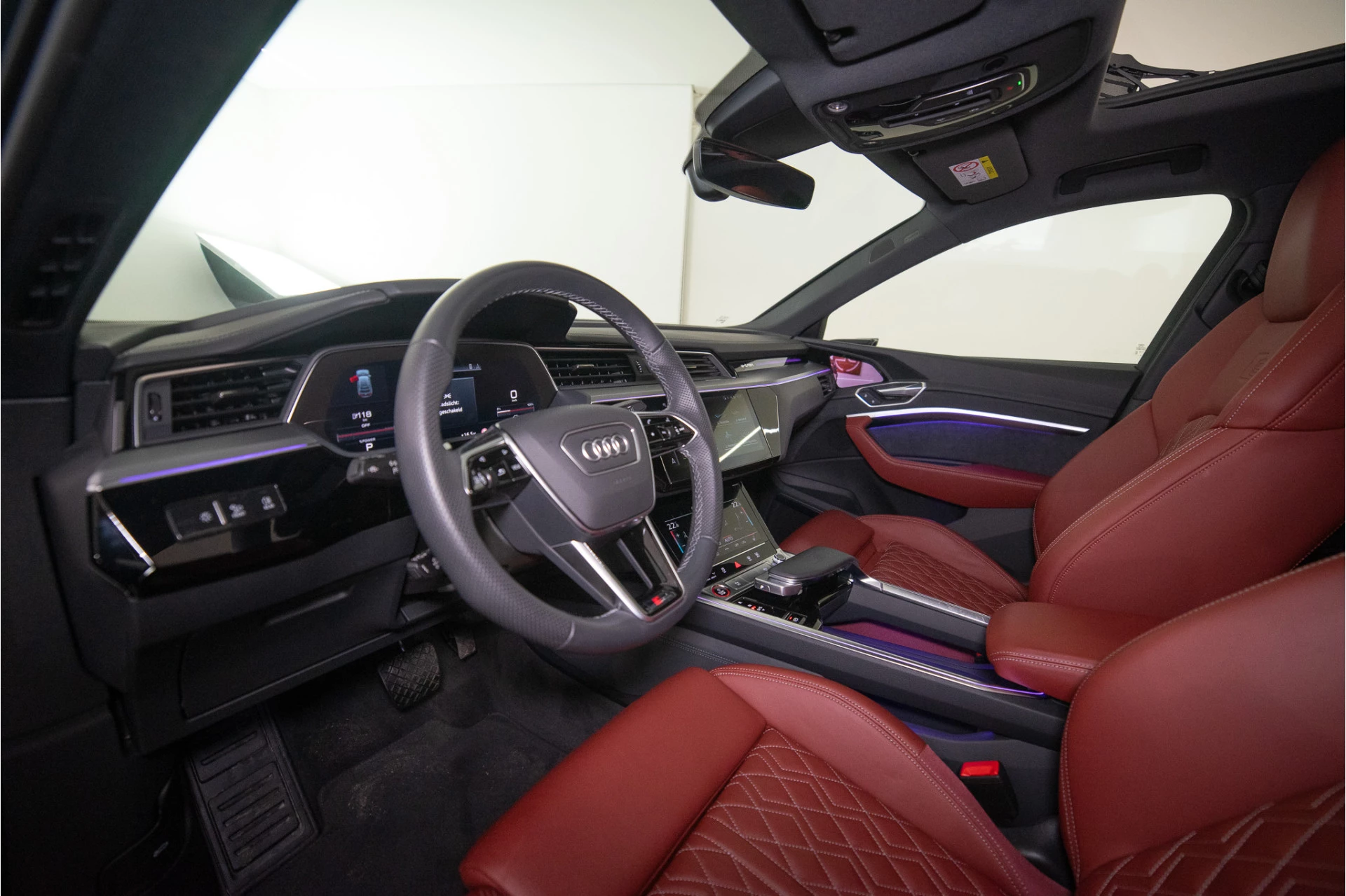 Hoofdafbeelding Audi e-tron