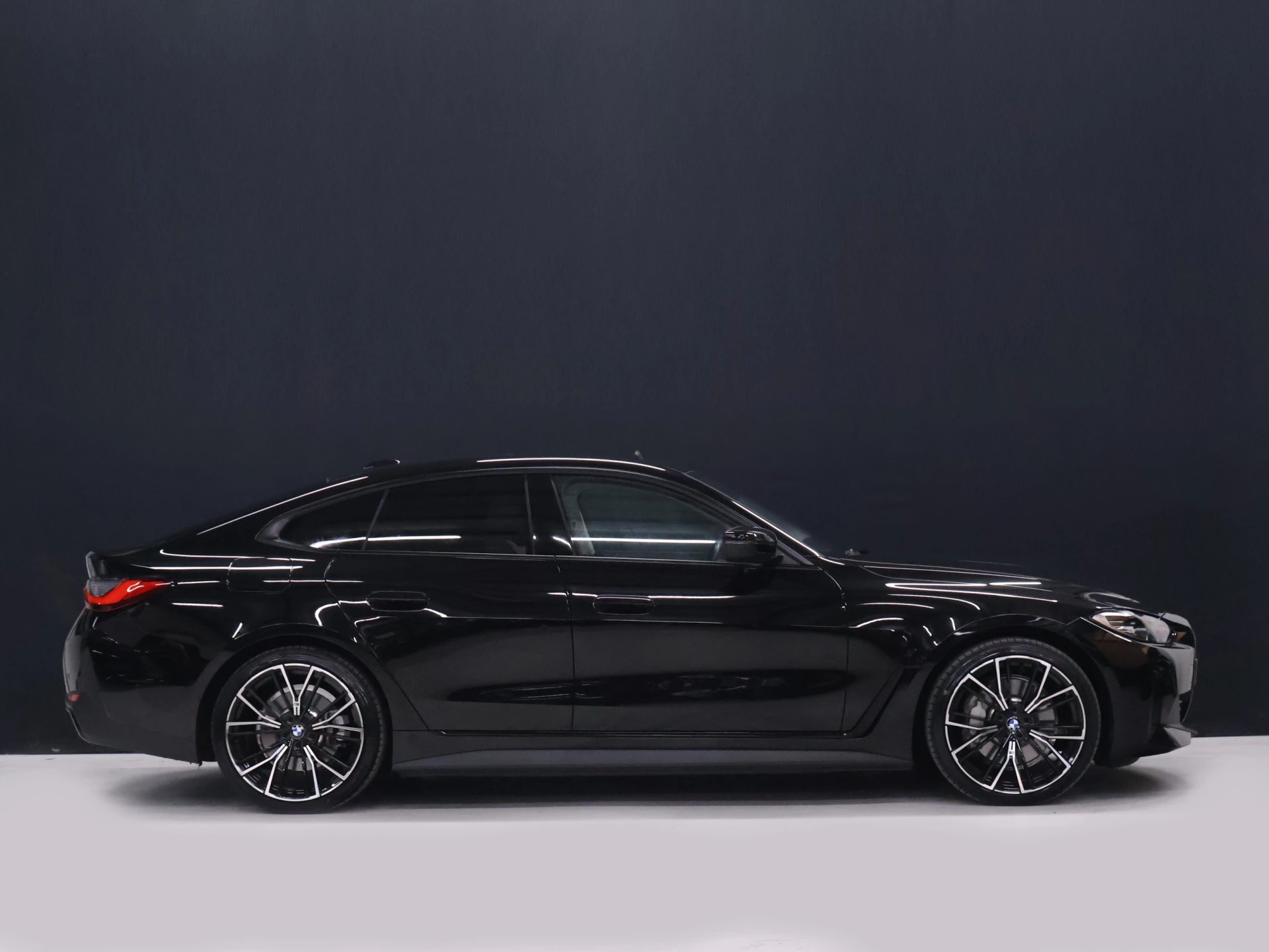 Hoofdafbeelding BMW i4