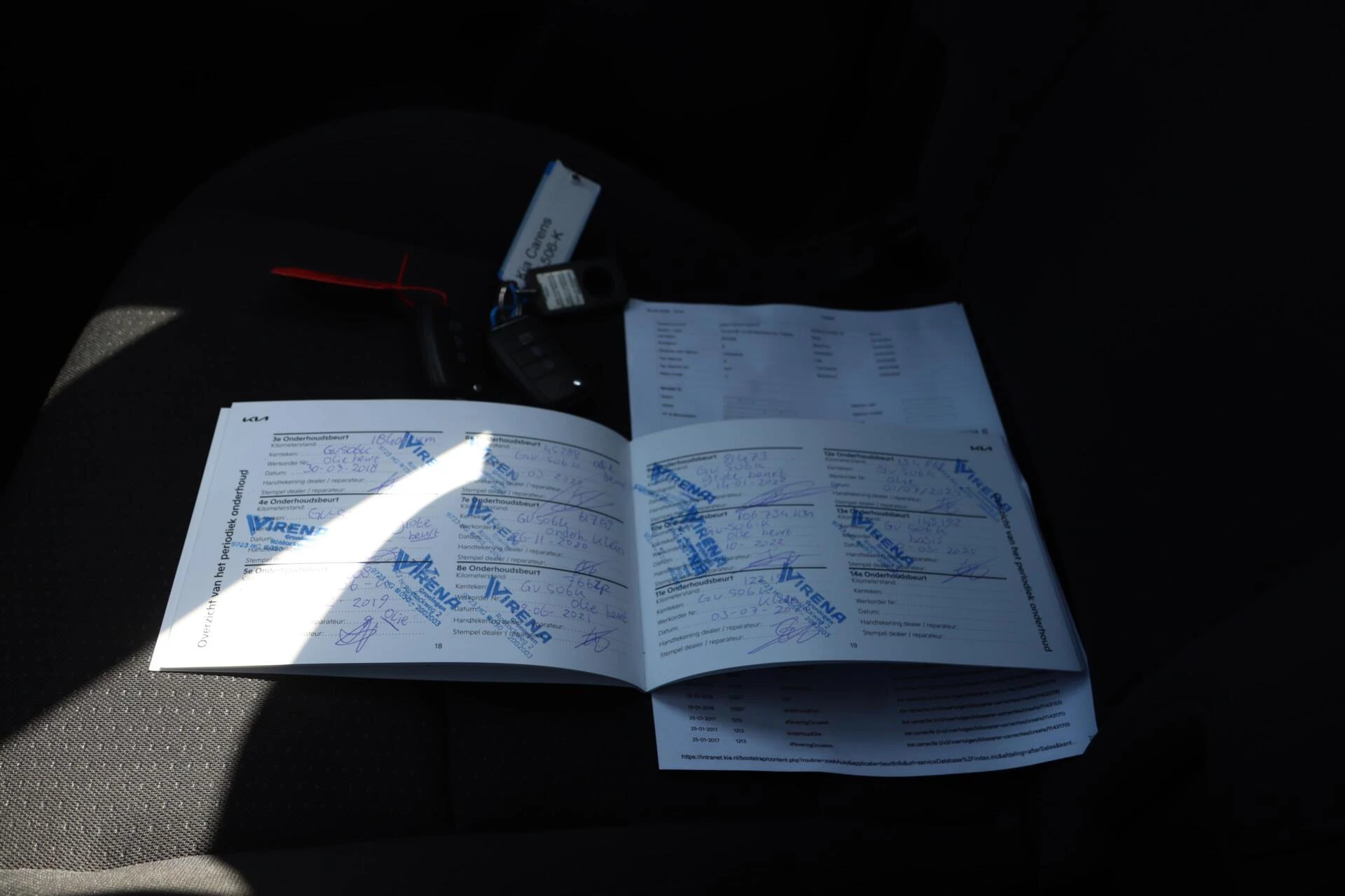 Hoofdafbeelding Kia Carens